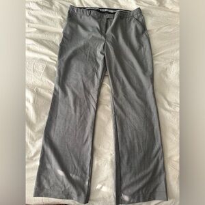 Old navy wide leg dress pants size 14. Regular rise.